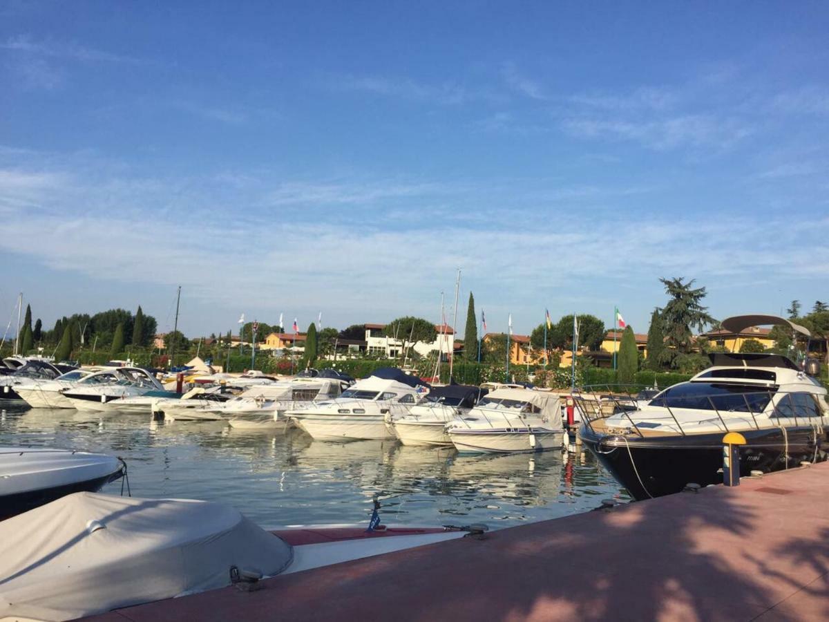 De Luxe Apartments Eden Sirmione Luaran gambar