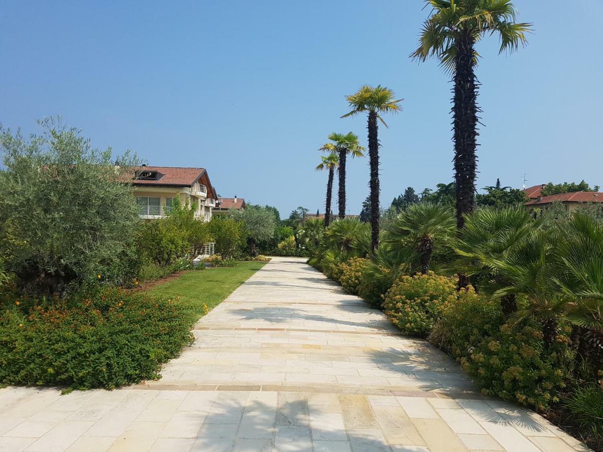 De Luxe Apartments Eden Sirmione Luaran gambar